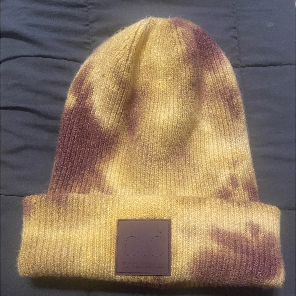 CC exclusive yellow and purple tie dye